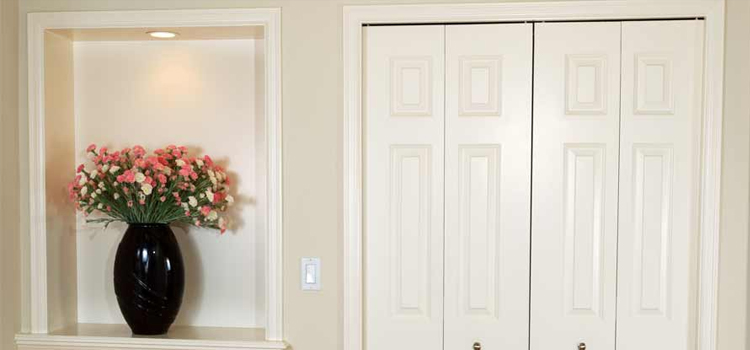 residential closet door repair in Citrus